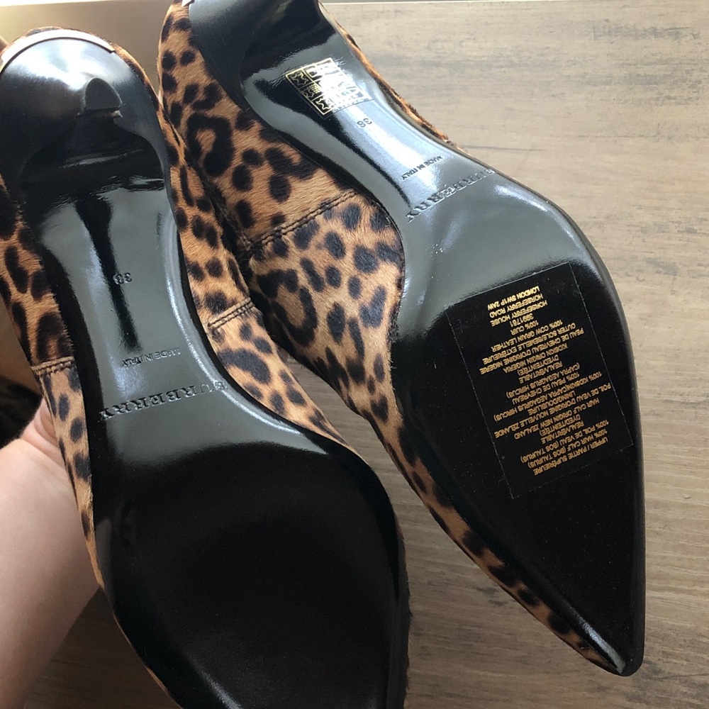 NWT Burberry Castlemore Animal Print Ankle Booties size 38 - Picture 6 of 13